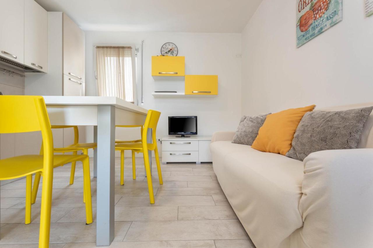 Blu Indaco Villa Elsa Lignano Sabbiadoro Eksteriør bilde