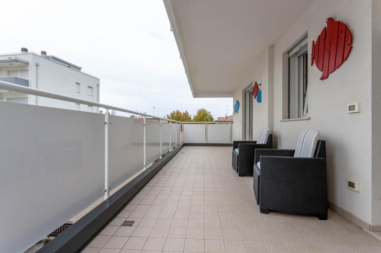 Blu Indaco Villa Elsa Lignano Sabbiadoro Eksteriør bilde